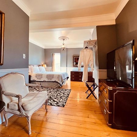 Le Chateau Du Lac Magog Екстер'єр фото