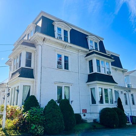 Le Chateau Du Lac Magog Екстер'єр фото