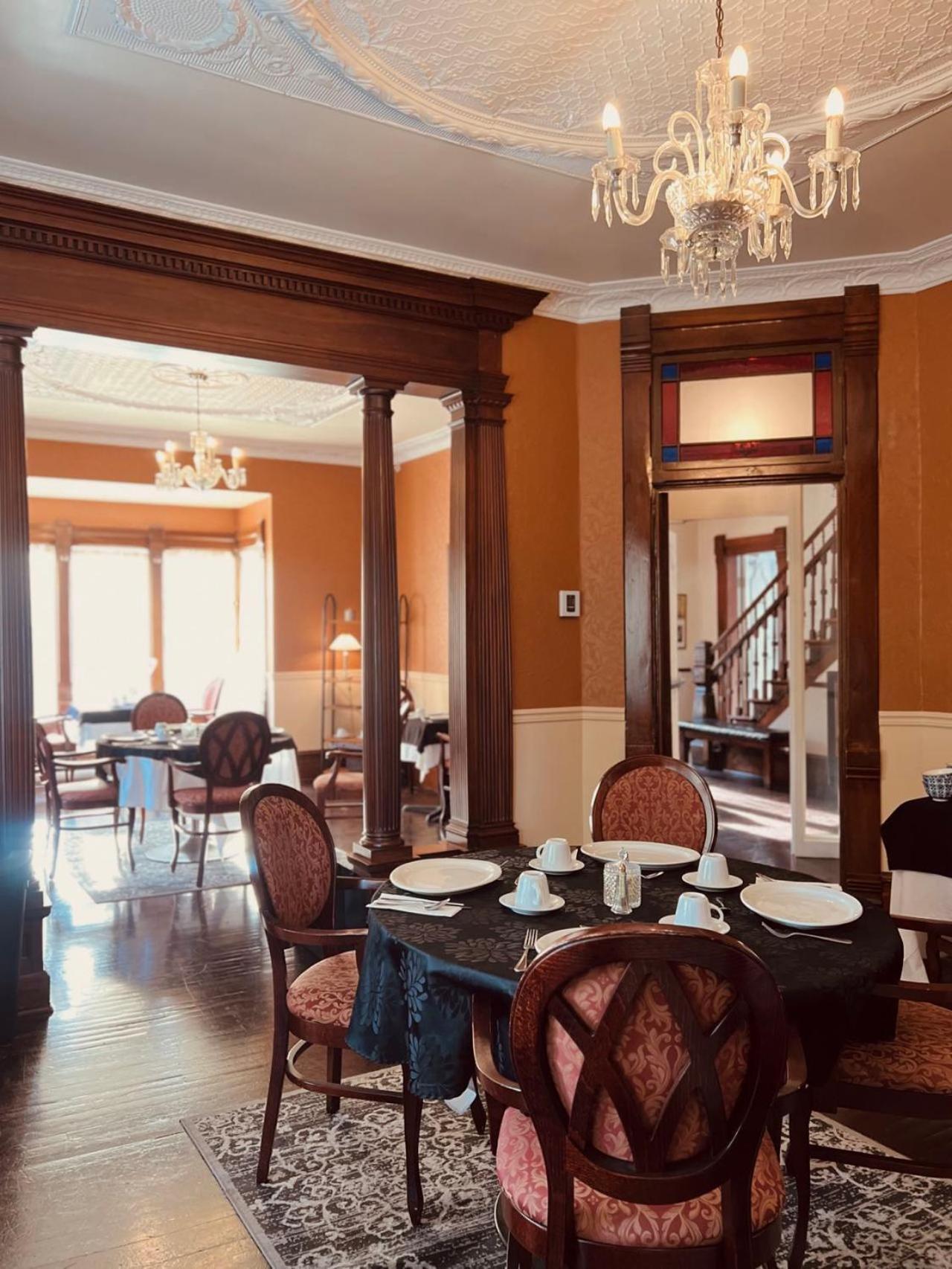 Le Chateau Du Lac Magog Екстер'єр фото